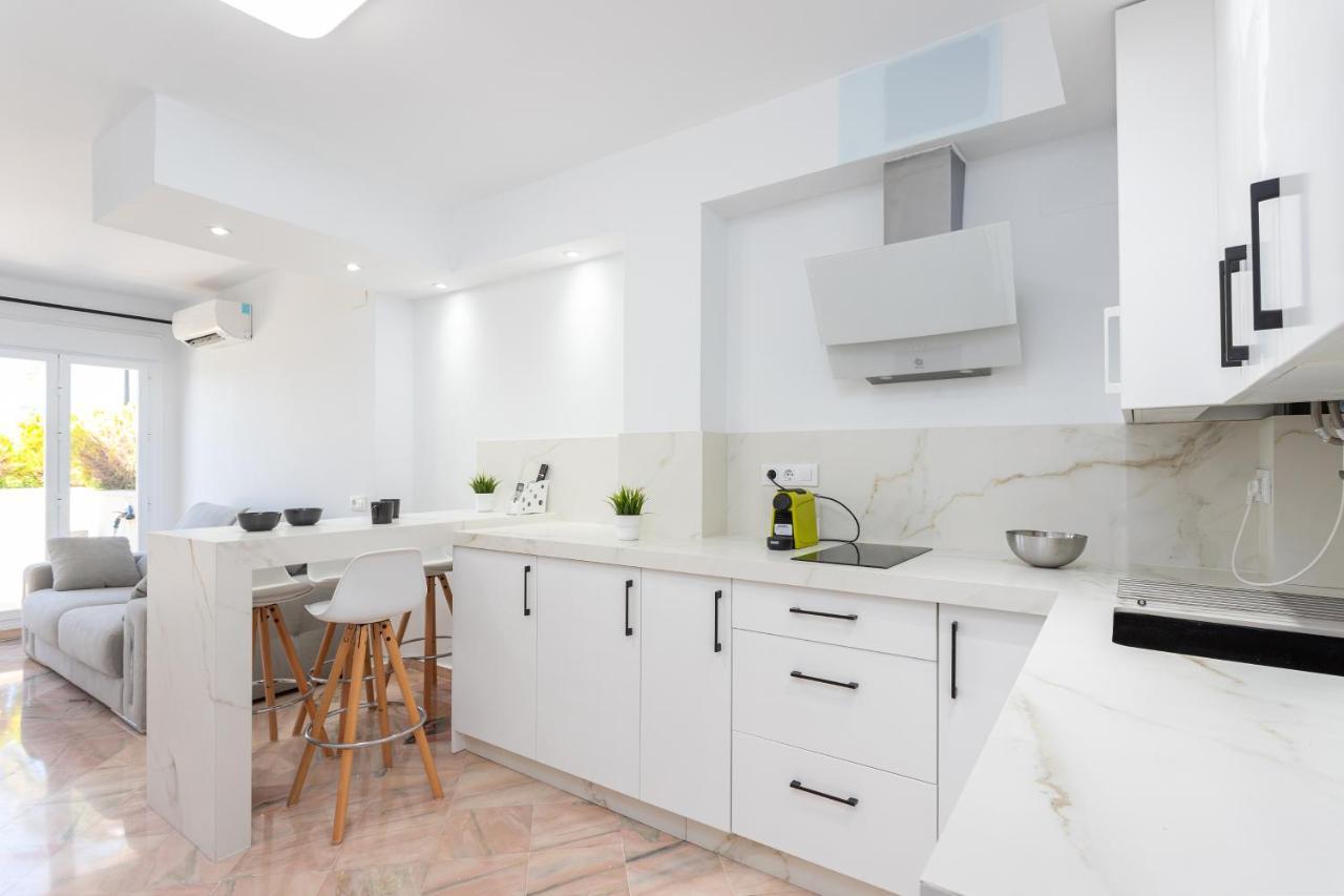 Romana Playa 804 Apartment by GHR Rentals Marbella Bagian luar foto