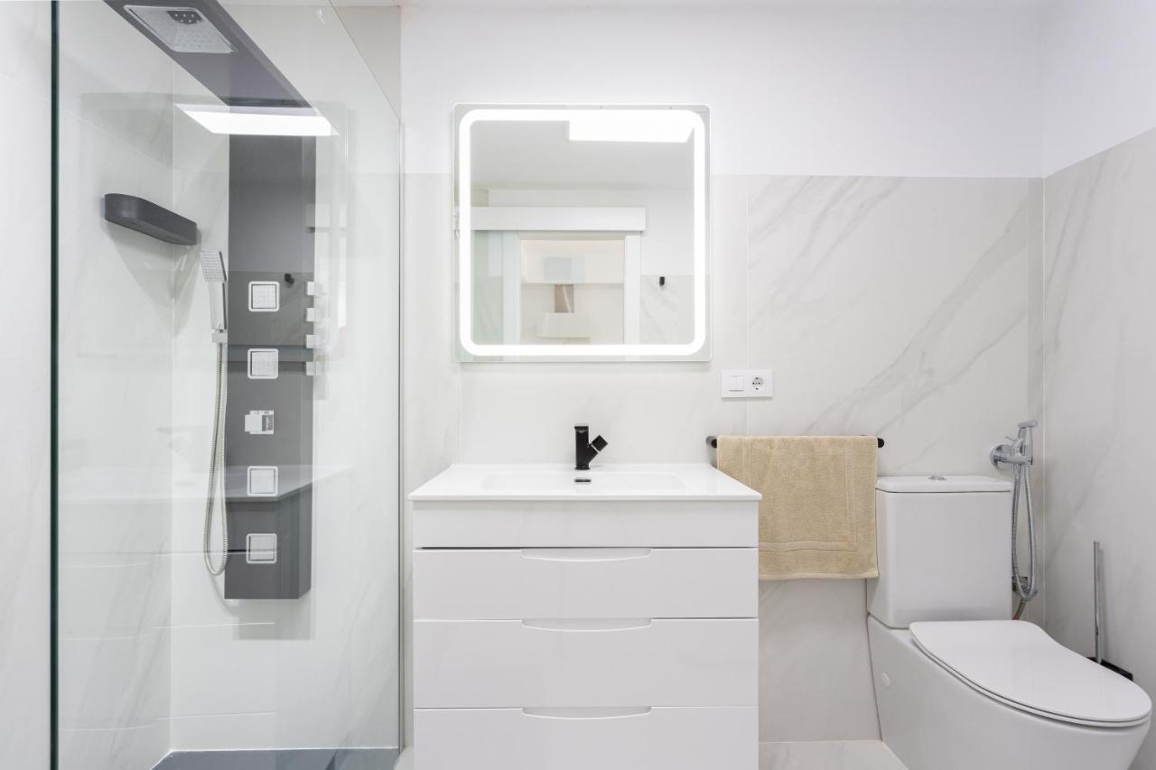 Romana Playa 804 Apartment by GHR Rentals Marbella Bagian luar foto