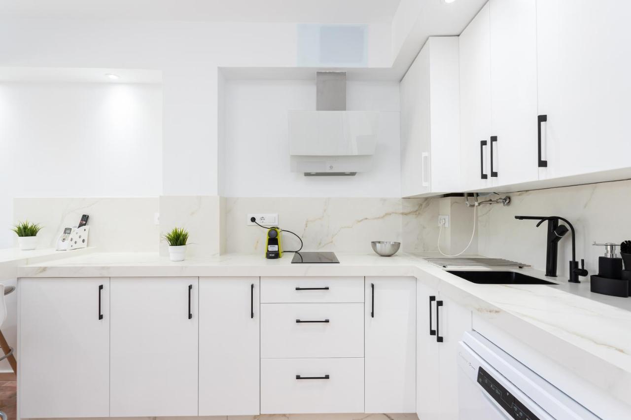 Romana Playa 804 Apartment by GHR Rentals Marbella Bagian luar foto
